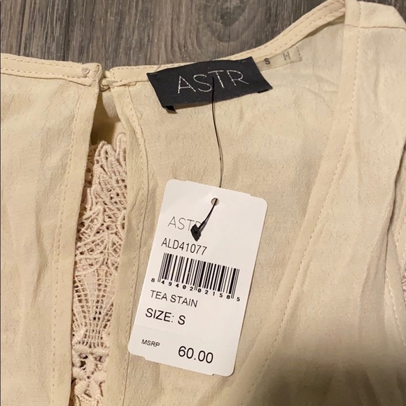 ASTR dress - Picture 2 of 2